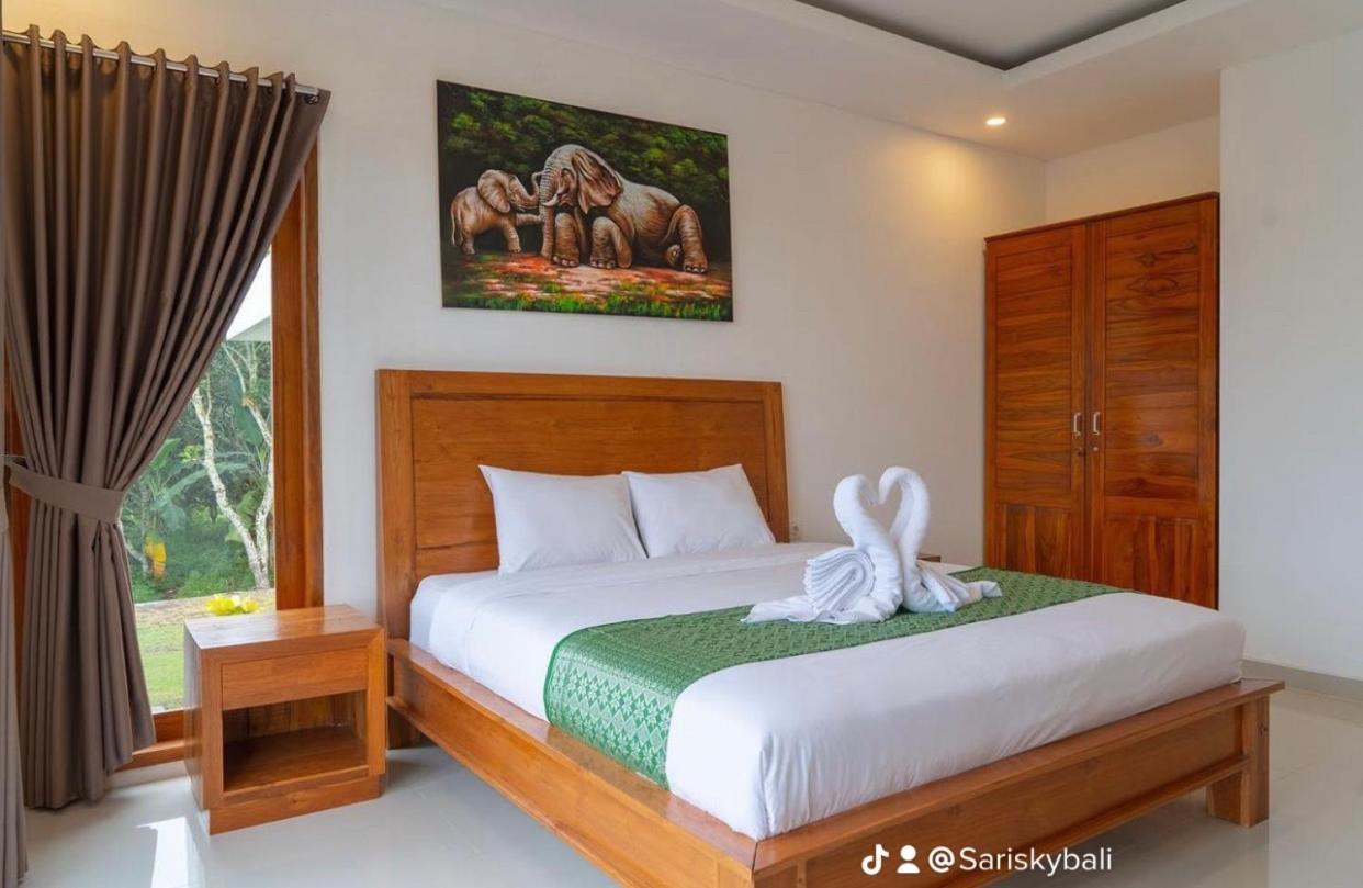 Sari Sky Bali Hotel Kubupenlokan Buitenkant foto